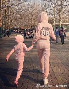 娱乐圈吃瓜爆料博主剪影,跟随吃瓜博主探寻幕后真相 第1张 娱乐圈吃瓜爆料博主剪影,跟随吃瓜博主探寻幕后真相 第1张